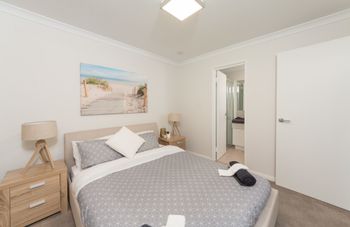 Lakeview Apartment Suite 16 - Great Ocean Road Tourism 5