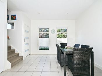 Modern Seaside Sanctuary - Great Ocean Road Tourism 3