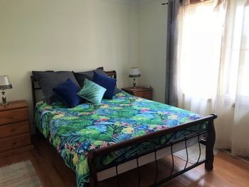 Kookaburra Cottage At Hat Head - Great Ocean Road Tourism 6