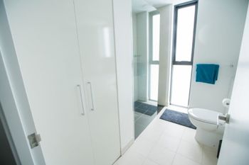 Spacious Apartment Close To Melbourne CBD - Great Ocean Road Tourism 5
