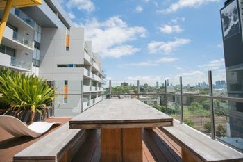 Spacious Apartment Close To Melbourne CBD - Great Ocean Road Tourism 4