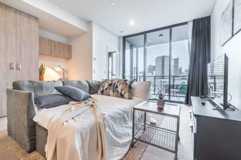 Executive Two Bedroom City Apartment With Views - Great Ocean Road Tourism 2