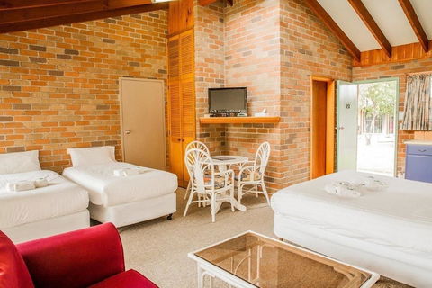 Crescent Head Resort & Conference Centre - Great Ocean Road Tourism 6