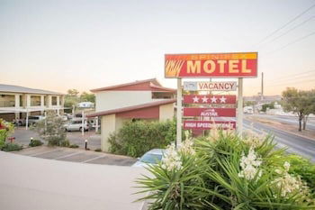 Spinifex Motel & Serviced Apartments - Great Ocean Road Tourism 4