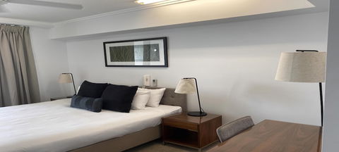Airtrip Apartments On Carlyle St. Mackay - Great Ocean Road Tourism 4