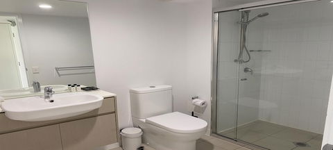 Airtrip Apartments On Carlyle St. Mackay - Great Ocean Road Tourism 1