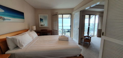 Sea Breeze Luxury Holiday Apartment Accommodation - Great Ocean Road Tourism 5