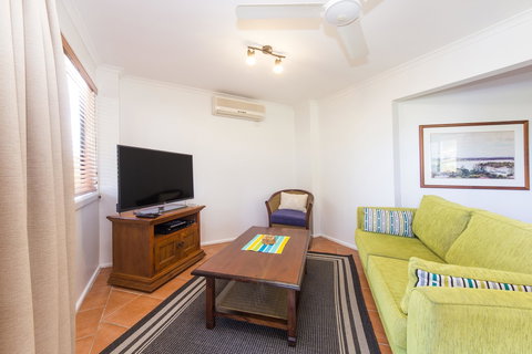 Clubyamba Beach Holiday Accommodation - Adults Only - Great Ocean Road Tourism 6