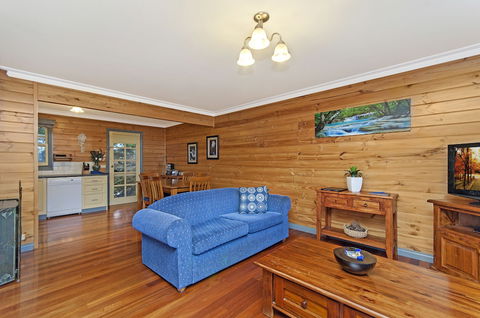 Dunes - Elegant Beach Villa With Huge Swim Spa - Great Ocean Road Tourism 4