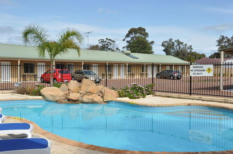 Pinjarra Resort - Great Ocean Road Tourism 2
