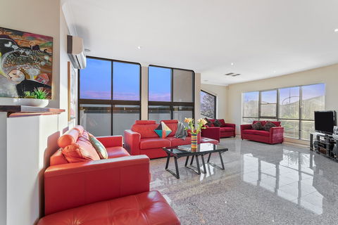 Villa De Marseilles - Melbourne - Great Ocean Road Tourism 5