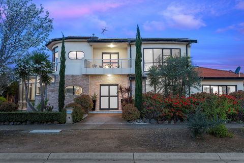 Villa De Marseilles - Melbourne - Great Ocean Road Tourism 0