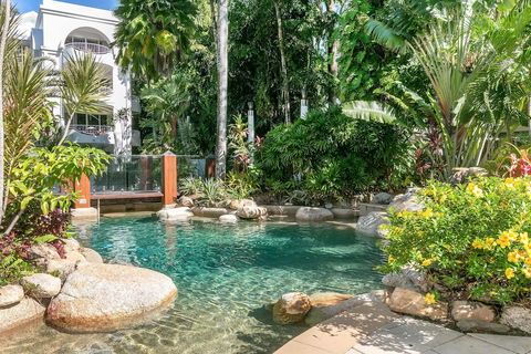 Poolside Apt In Alamanda Beachfront Resort 67 - Great Ocean Road Tourism 3