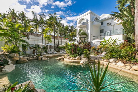 Poolside Apt In Alamanda Beachfront Resort 67 - Great Ocean Road Tourism 1