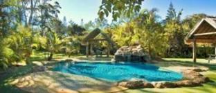 Straddie Bungalows - Great Ocean Road Tourism 4