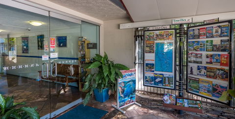 Cairns Holiday Lodge - Great Ocean Road Tourism 6