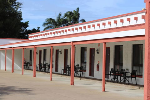 Bundaberg Spanish Motor Inn - Great Ocean Road Tourism 0
