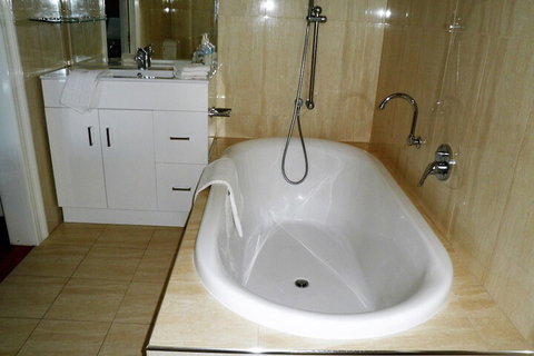 Fairbank House - Great Ocean Road Tourism 4