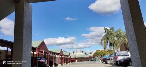 Hume Inn Motel - Great Ocean Road Tourism 1