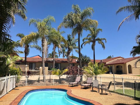 Costa Rica Motel - Great Ocean Road Tourism 1