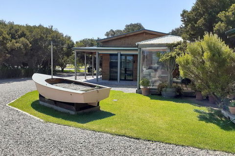 Boat Haven Studios - Great Ocean Road Tourism 2