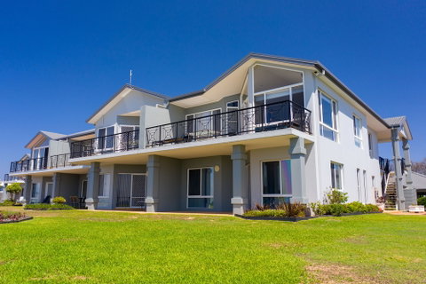 Meridian Beachside Apartments - Great Ocean Road Tourism 0