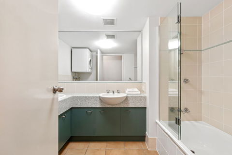 Kings Bay Apartments - Great Ocean Road Tourism 5