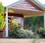 Amamoor Homestead BB and Country Cottages - Great Ocean Road Tourism