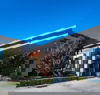 Gibraltar Hotel Bowral - Great Ocean Road Tourism