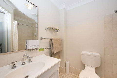 Soldiers Motel - Great Ocean Road Tourism 6