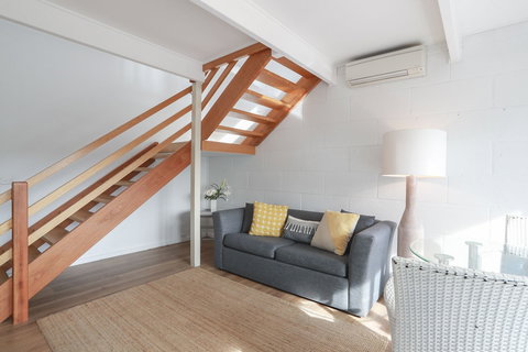 The Port O Call - Great Ocean Road Tourism 3