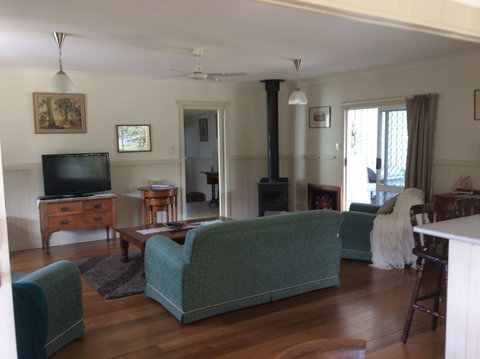 Tidelines Of Bicheno - Great Ocean Road Tourism 2