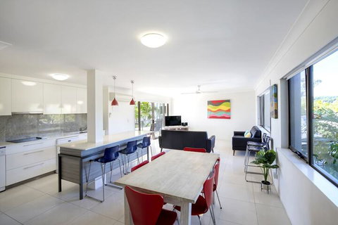 Noosa Shores Resort - Great Ocean Road Tourism 6
