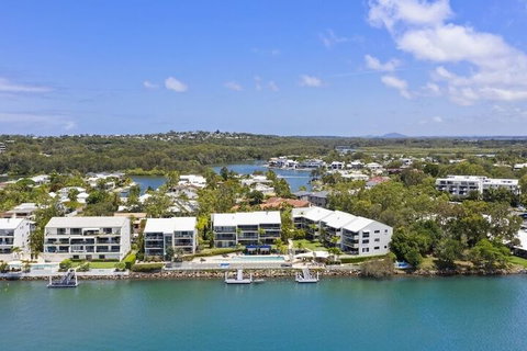 Noosa Shores Resort - Great Ocean Road Tourism 1