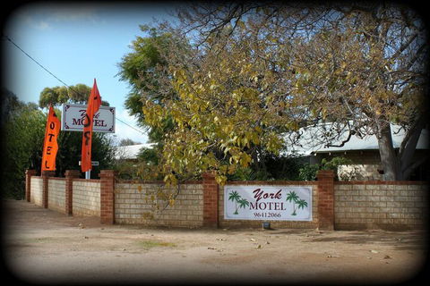 York Motel - Great Ocean Road Tourism 1