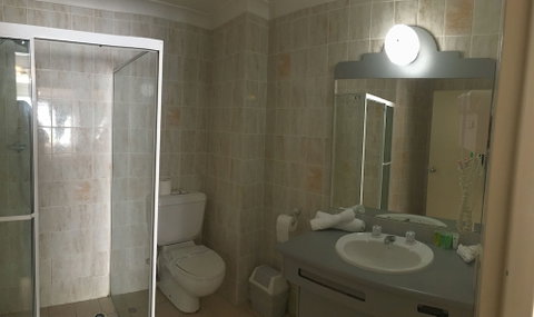 Pacific Garden Hotel - Great Ocean Road Tourism 6