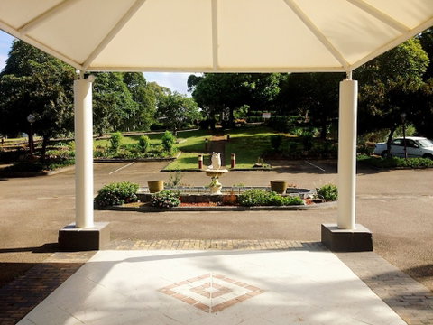 Pacific Garden Hotel - Great Ocean Road Tourism 0