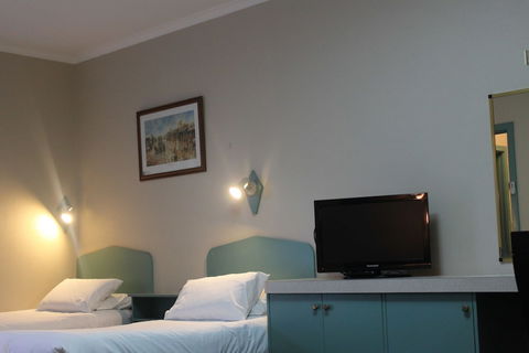 Mount Gambier International Motel - Great Ocean Road Tourism 3