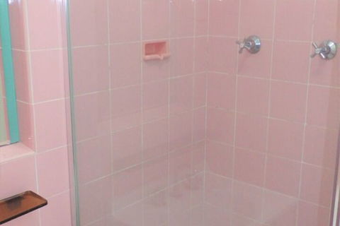 Blue Pacific Motel Swansea - Great Ocean Road Tourism 3