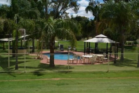 Tocumwal Golf Resort - Great Ocean Road Tourism 5