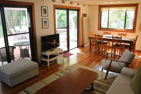 A Beach House At Byron - Great Ocean Road Tourism 6