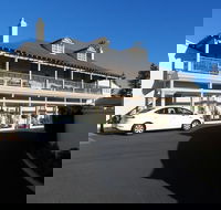 The Clifton  Grittleton Lodge - Great Ocean Road Tourism