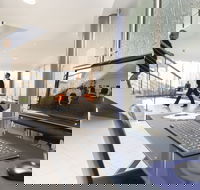 Ramada Encore by Wyndham Belconnen Canberra - Great Ocean Road Tourism