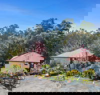 Cloverhill Hepburn Springs - Great Ocean Road Tourism