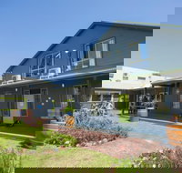 Dunsborough Beachouse YHA Hostel - Great Ocean Road Tourism