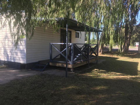 Pinjarra Caravan Park & Cabins - Great Ocean Road Tourism 5