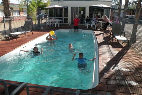 Corowa Motor Inn - Great Ocean Road Tourism 4