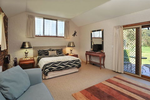 Langbrook Estate Cottages - Great Ocean Road Tourism 6