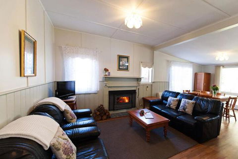 Country Gate Cottages - Great Ocean Road Tourism 5