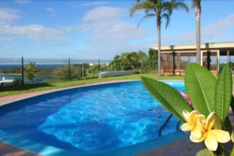 Whale Motor Inn And Restaurant - Great Ocean Road Tourism 1